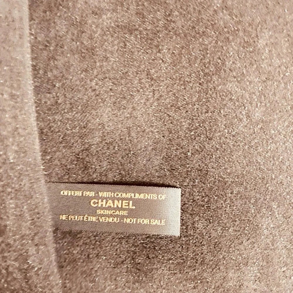 Chanel Beauty Sublimage 2024 Cosmetics Case / Jewelry Case
